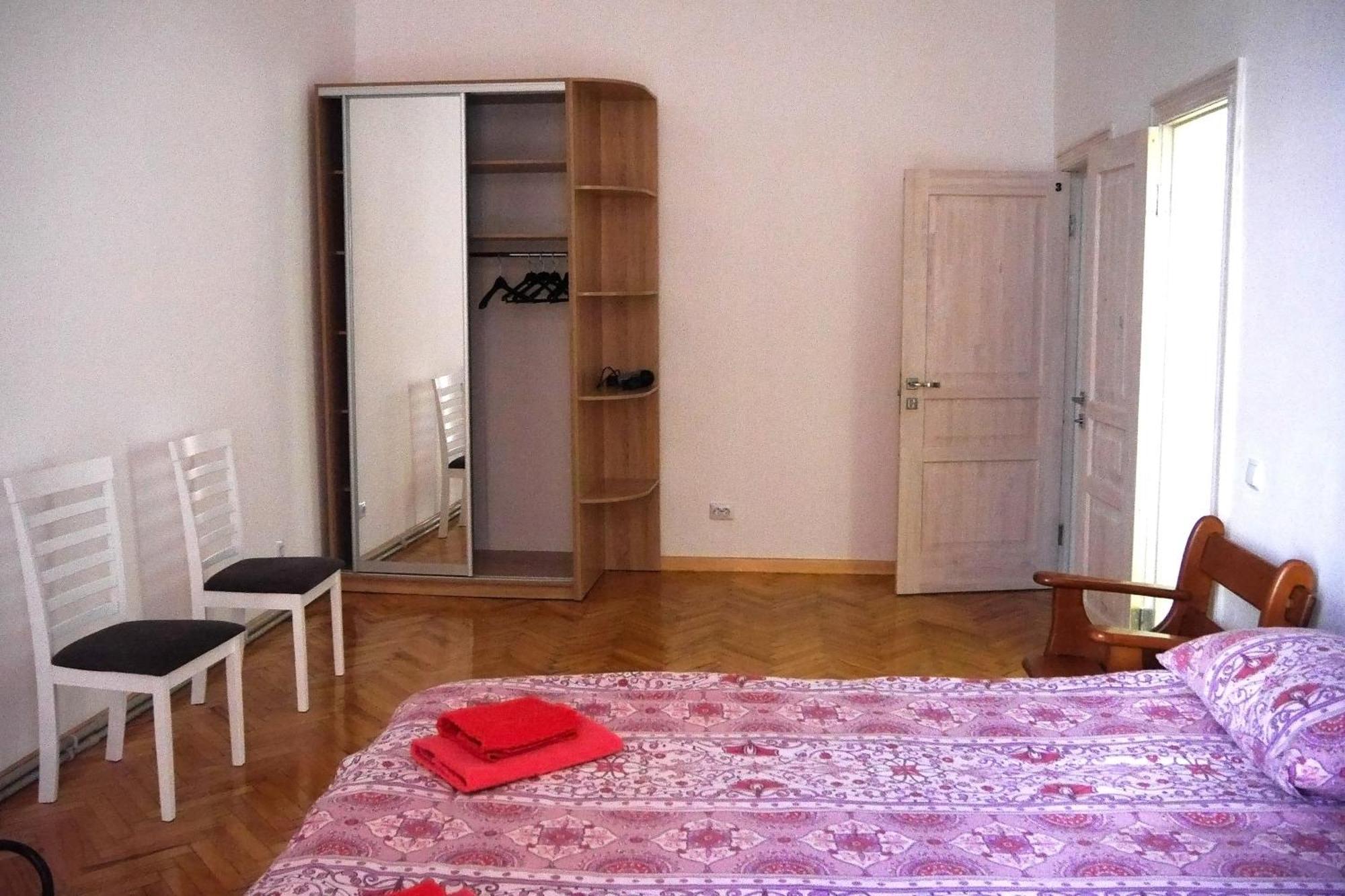 Guest Rooms Lemberg Exterior foto