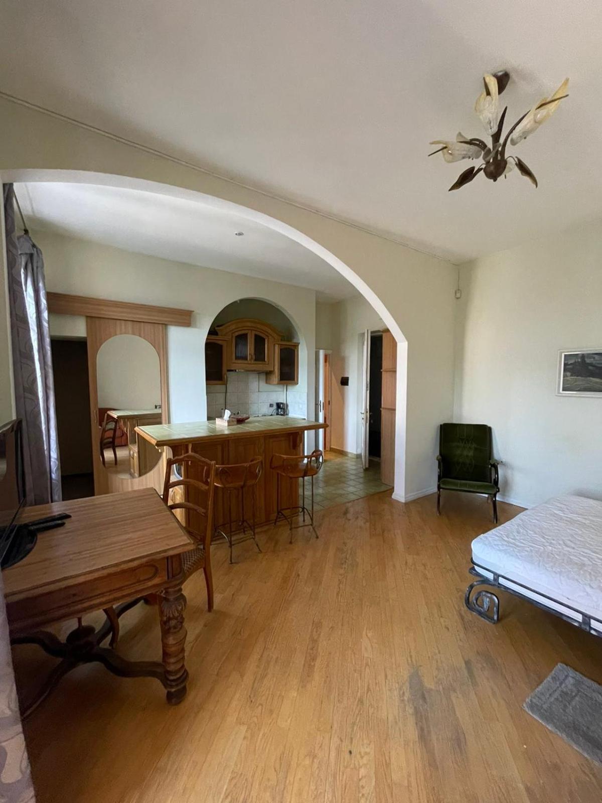 Guest Rooms Lemberg Exterior foto