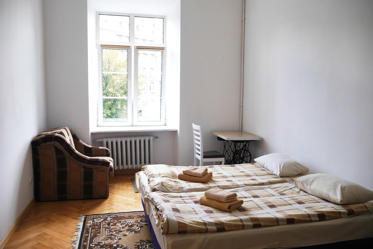 Guest Rooms Lemberg Exterior foto
